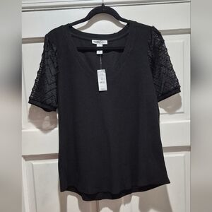 WHBM White House Black Market Black Ribbed Tee Lace Sleeves Top Size L NWT